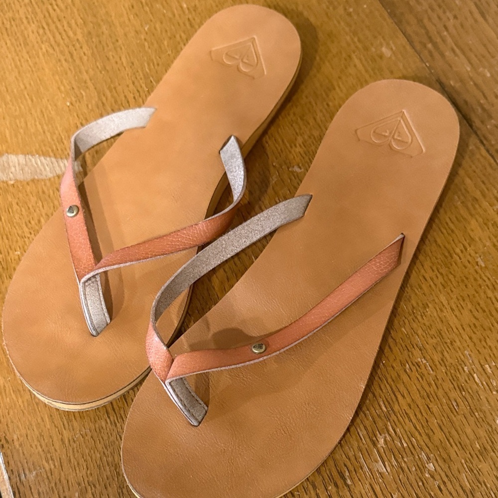Roxy Women's Brown Sandals - Picture 3 of 3